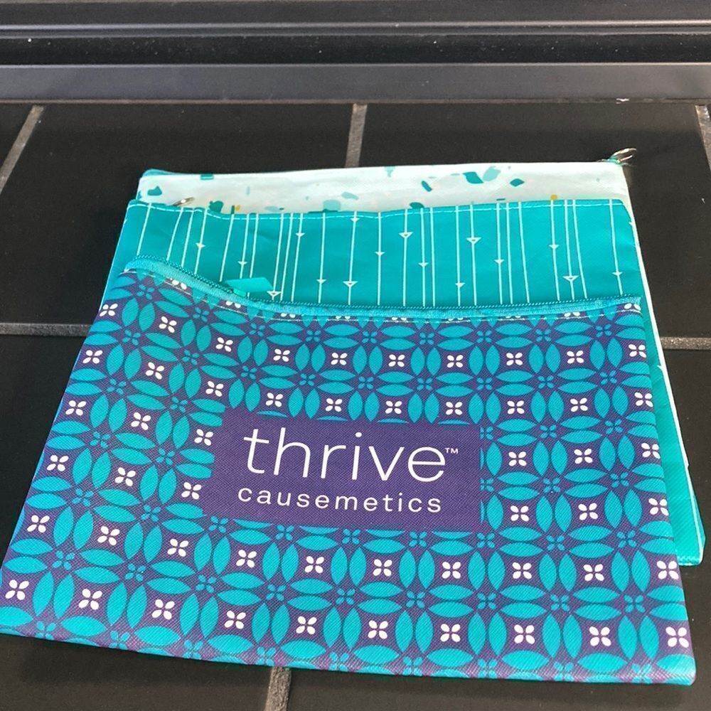 Thrive Causemetics‎ 3 pack of cosmetic bags
